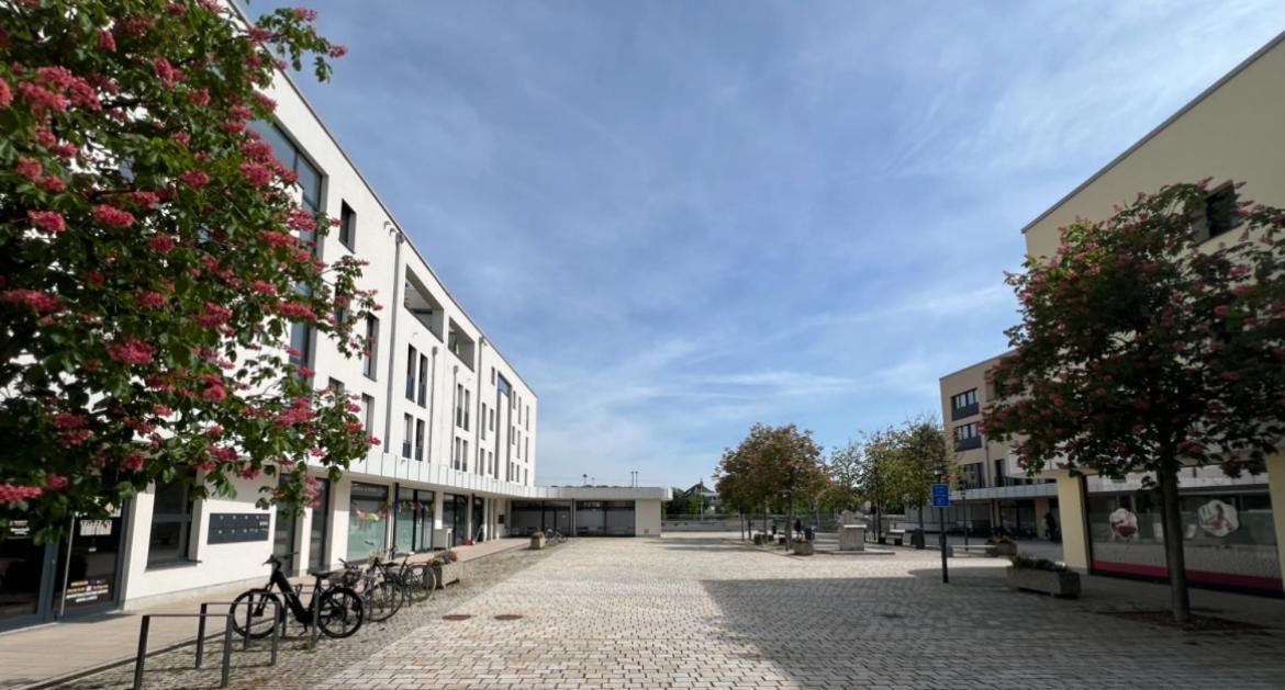 Palmen Apartment Direkt In Bad Aibling Dış mekan fotoğraf