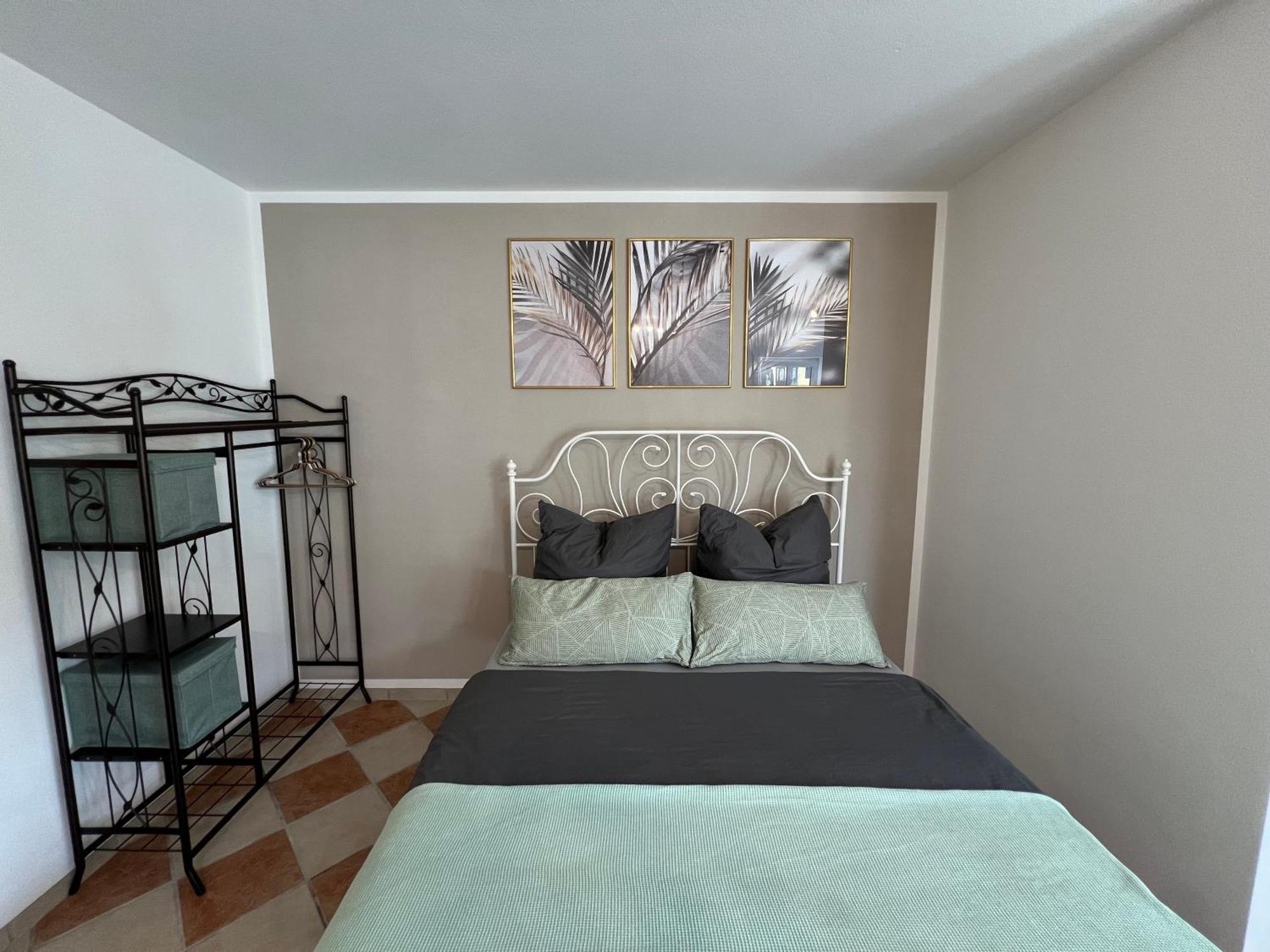 Palmen Apartment Direkt In Bad Aibling Dış mekan fotoğraf